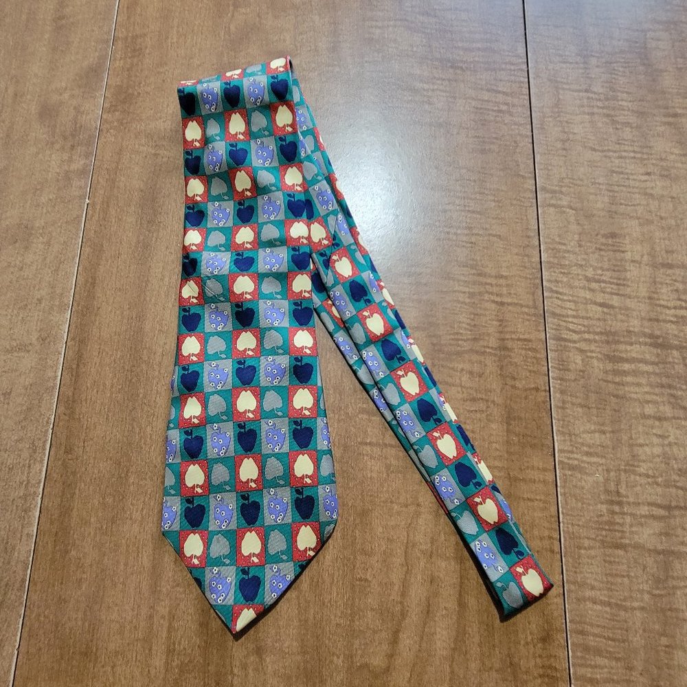 Nazareno Gabrielle Silk Tie Apples